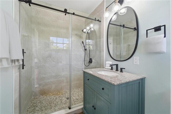 Foto del edificio - 1424 Willow Rd