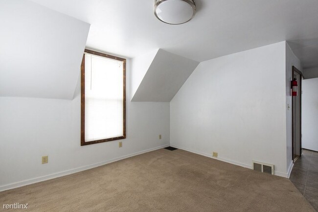 Foto del edificio - 1 br, 1 bath House - 717 N Congress St Apt 3