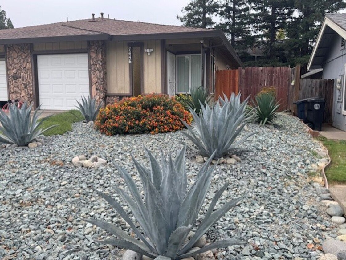 Primary Photo - Beautifully updated 2-bedroom, 2-bathroom ...