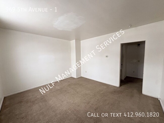 Foto del edificio - 2 Bed, 1 Bath Apartment in East McKeesport