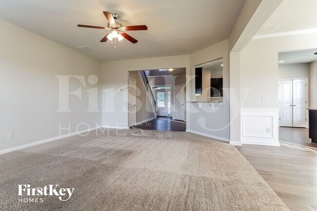 Building Photo - 1310 Aster Ives Dr