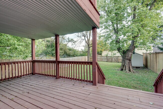Building Photo - 506 Russell Street