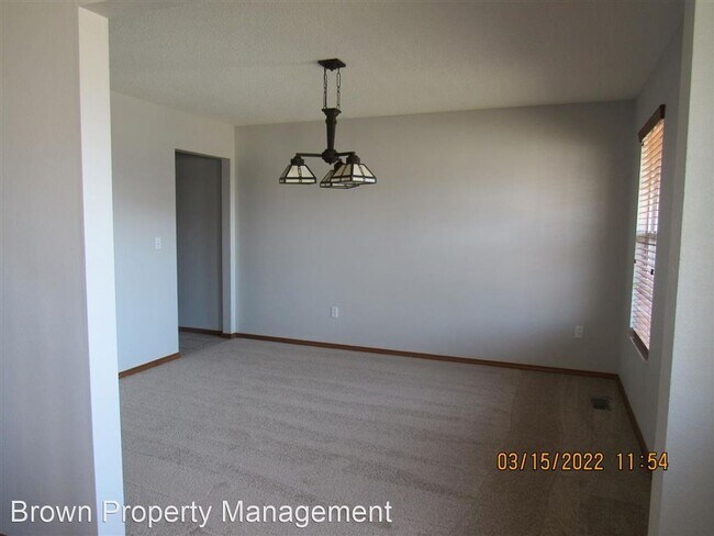 Building Photo - 4 br, 4 bath House - 825 Columbia Ave
