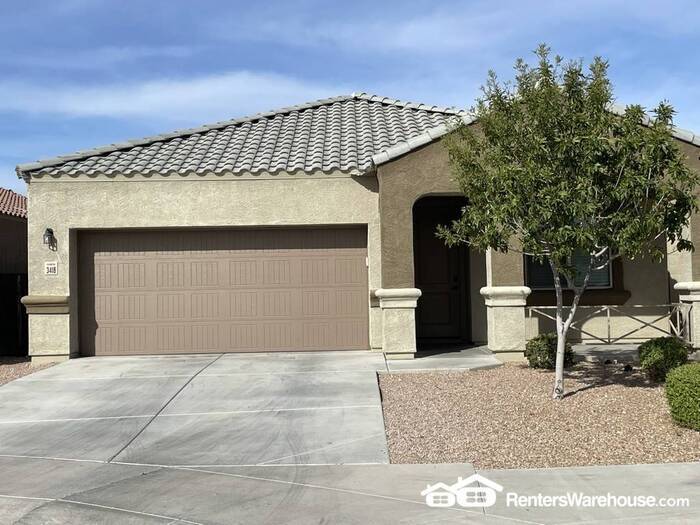 Foto principal - North Phoenix Beauty 4bed + den 3bath clos...