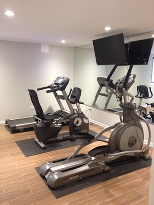 Foto del edificio - 6029 N Winthrop Ave