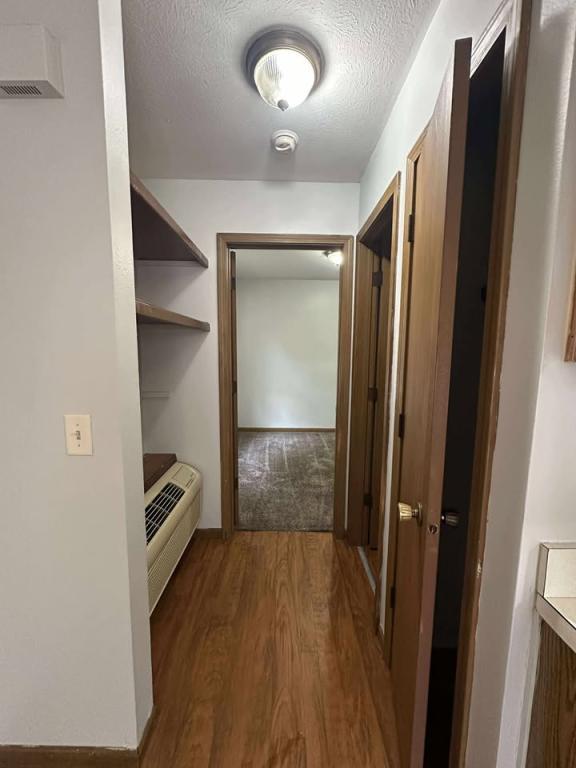 Building Photo - 1612 Tippecanoe Dr
