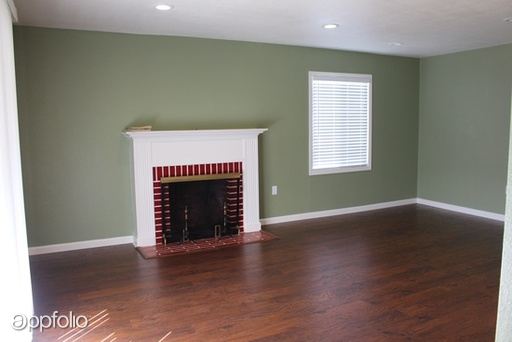 Building Photo - 134 Preda St