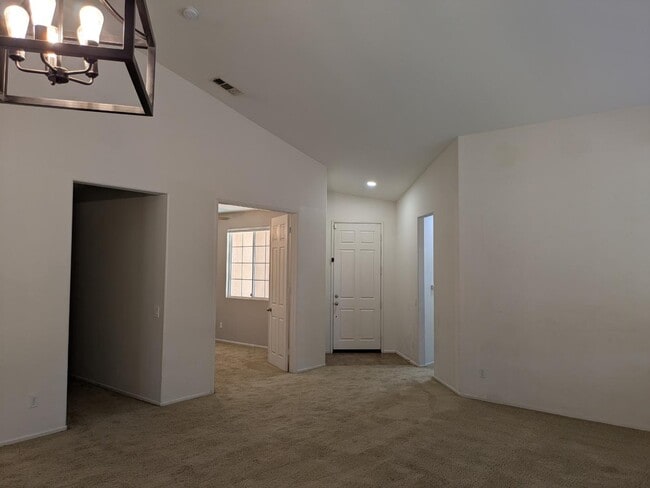 Foto del edificio - 14300 Maryknoll Ct