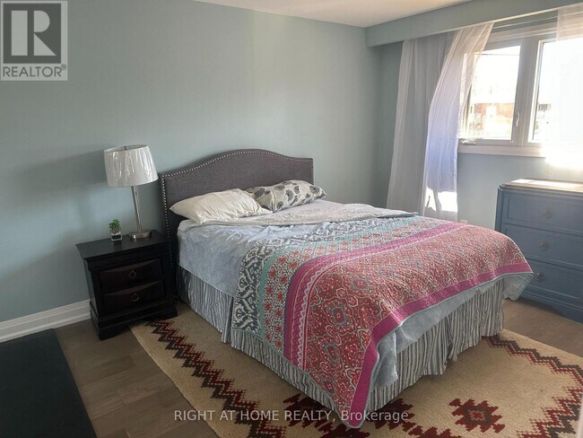 Photo du bâtiment - 4076 Woodington Dr