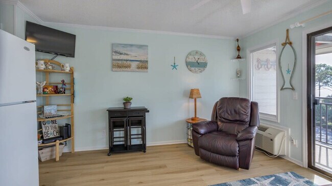 Foto del edificio - 23 S Forest Beach Dr