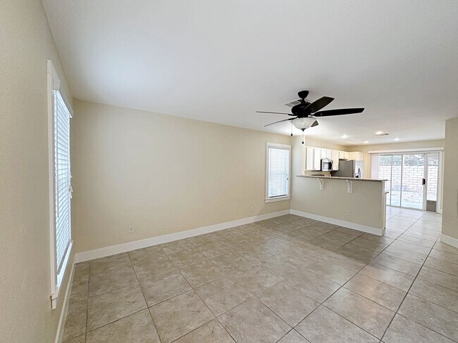 Foto del edificio - SINGLE STORY 3 BEDROOM HOME IN HENDERSON