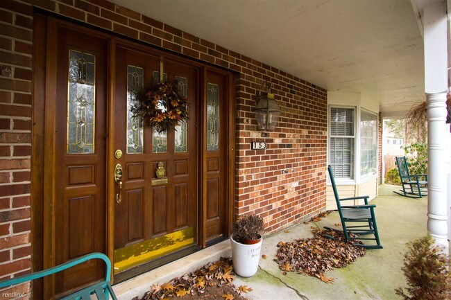 Foto del edificio - 153 Barberry Rd