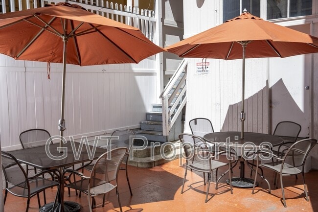 Photo - 412 Hayes St Apartment