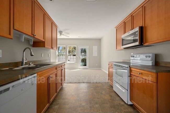 Building Photo - 4140 Kenton Glenn Ct NW