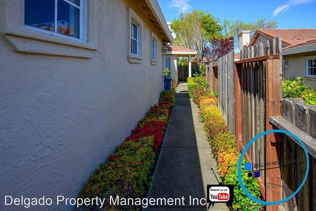 Foto del edificio - 2 br, 2 bath House - 355 Columbia Circle