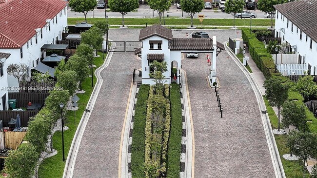 Building Photo - Northwest 103rd Place, Doral, FL 33178 - 4 BR 3 BA townhouse