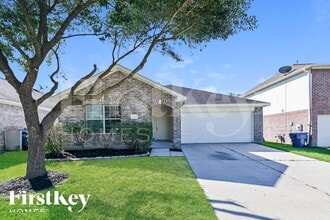 Building Photo - 2506 Fox Water Dr