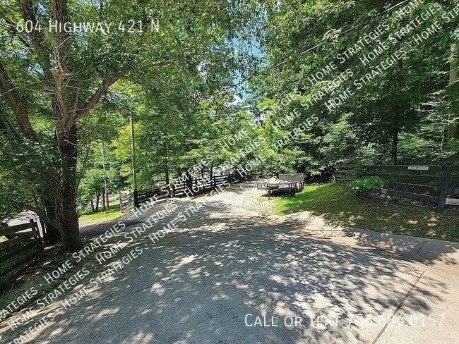 Foto del edificio - Rent to Own 8 acre Home with $18,000 Down ...