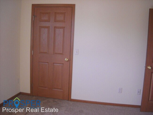 Foto del edificio - 2 br, 1.5 bath Apartment - 304 Grant Street