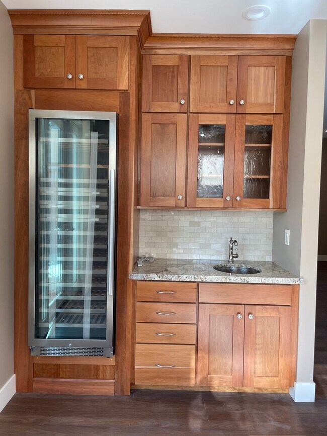 Building Photo - 4 bedroom 3.5 bath New Constructione! 2 Ma...