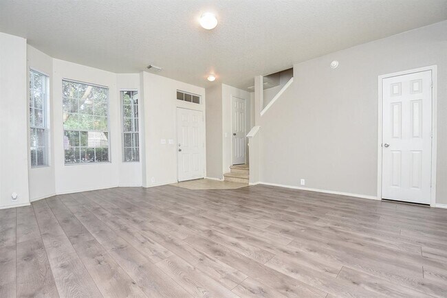 Building Photo - 23722 Pebworth Pl