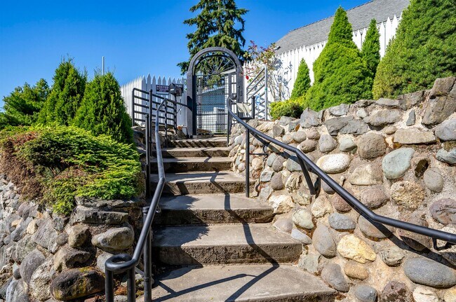 Building Photo - Adorable 3 Bed/2 Bath Home in Tacoma