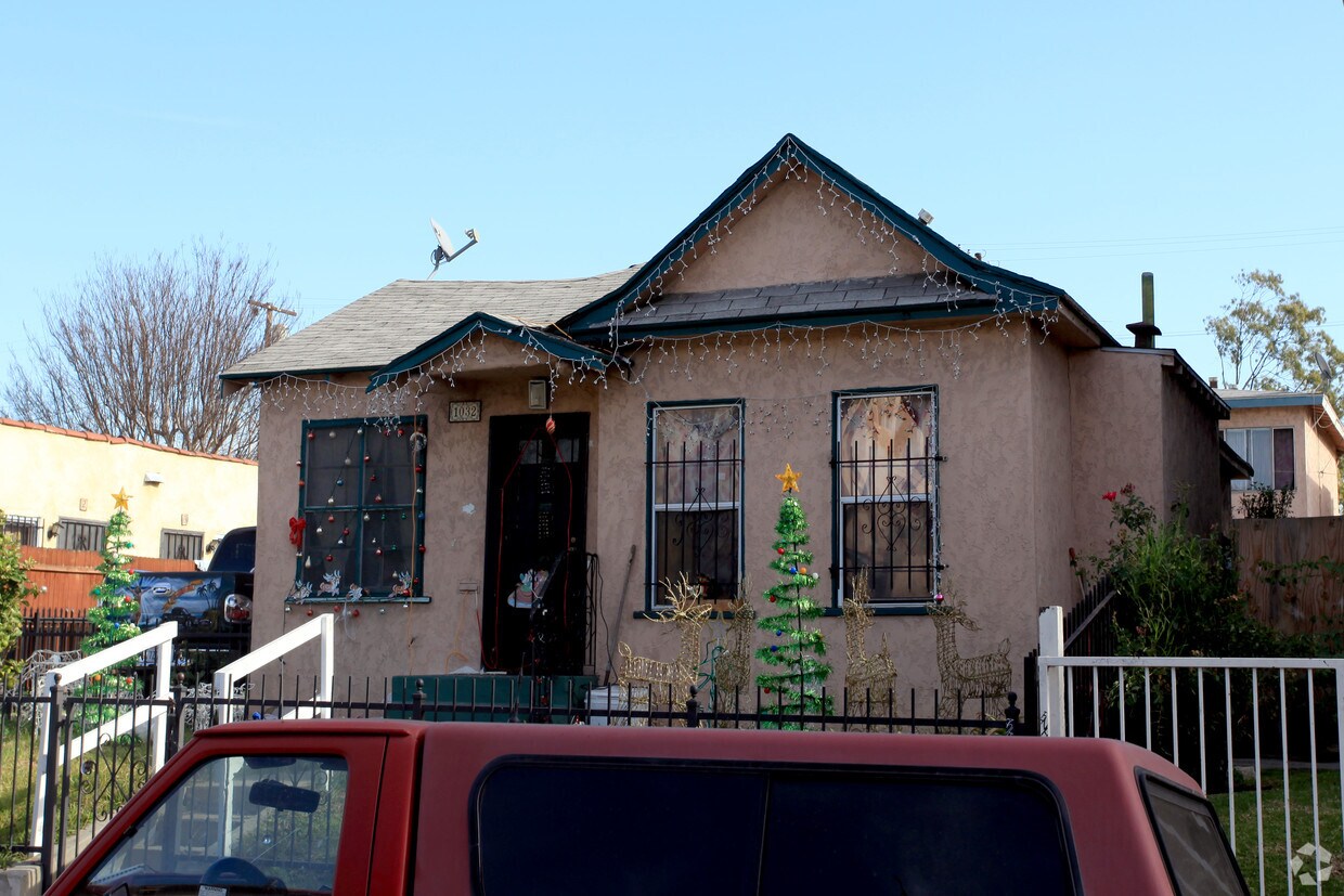 Building Photo - MLK Apartments
