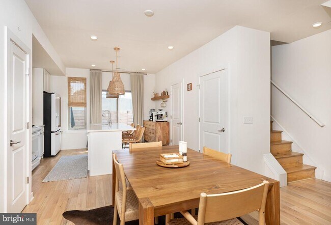 Foto del edificio - 2136 Kensington Ct