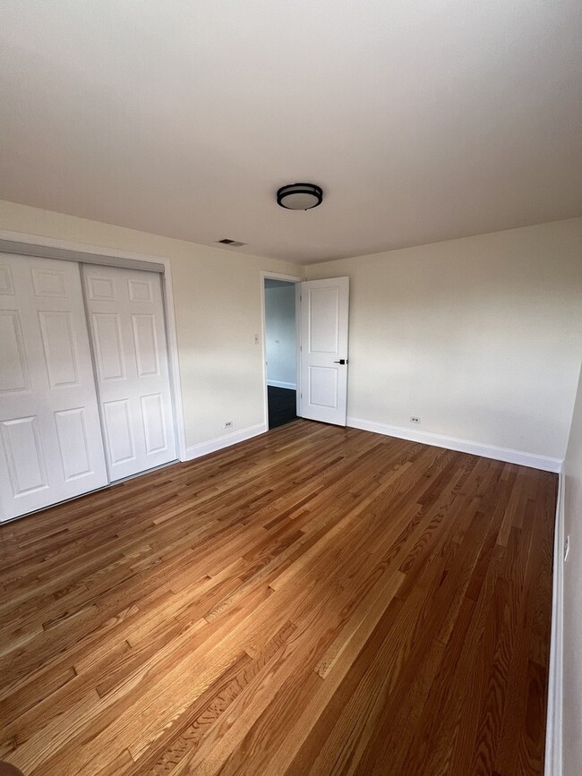 Building Photo - 6040 S Kolmar Ave
