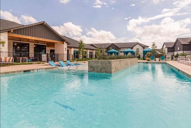 Foto del edificio - 16760 Ronald Reagan Blvd