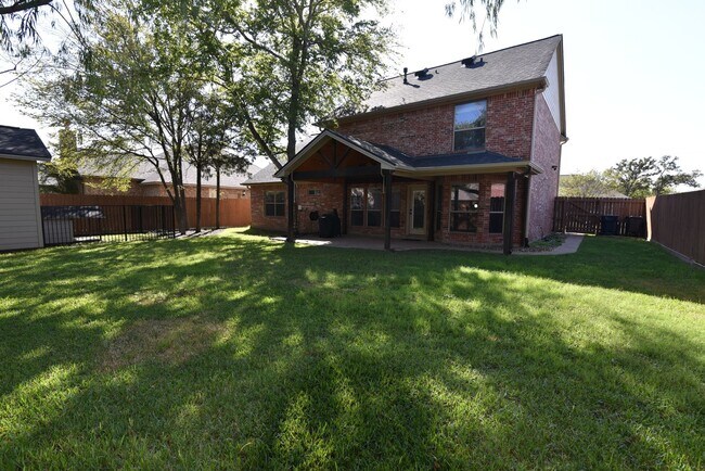Foto del edificio - August 2024, Great 4 Bedroom 2.5 Bathroom,...