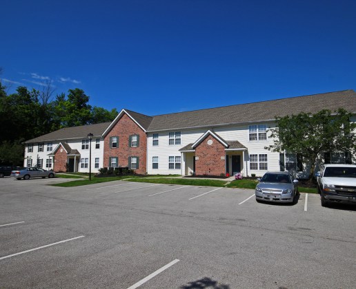 Building Photo - Vistas at Wedgewood