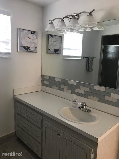 Foto del edificio - 2 br, 2 bath Condo - 609 N Ocean Dr