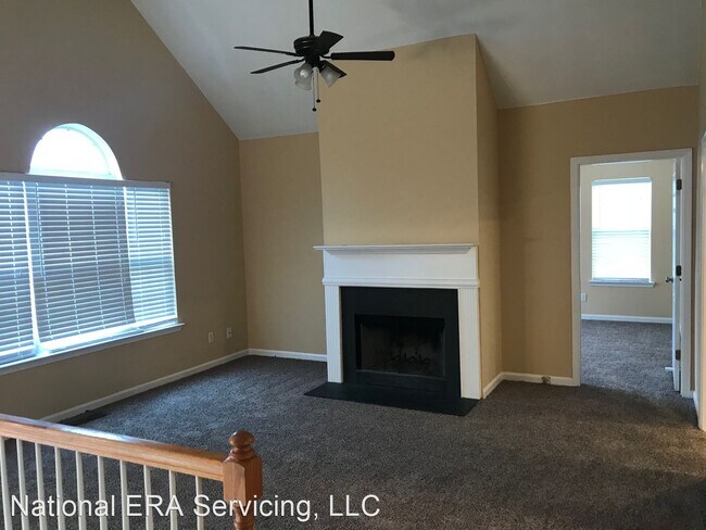 Building Photo - 3 br, 2 bath House - 161 Diamond Ct