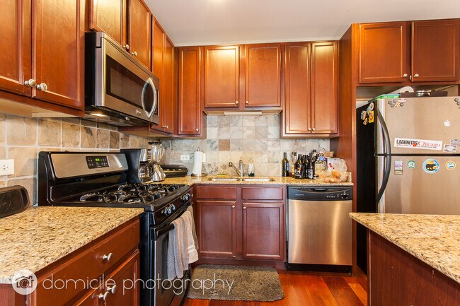 Foto del edificio - 828 W Grace St