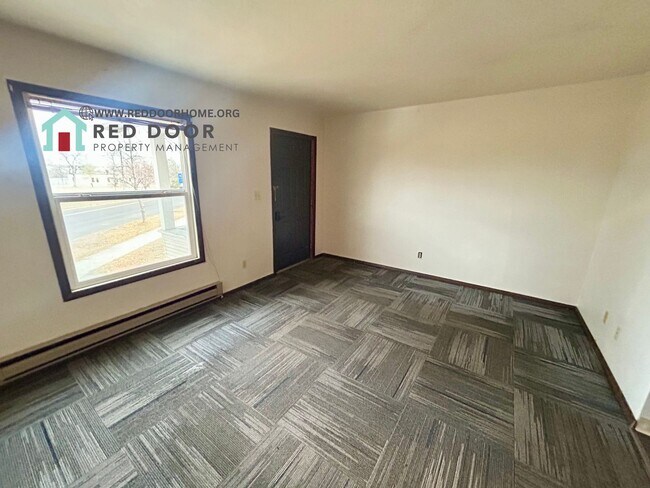 Foto del edificio - 621 Park Dr N