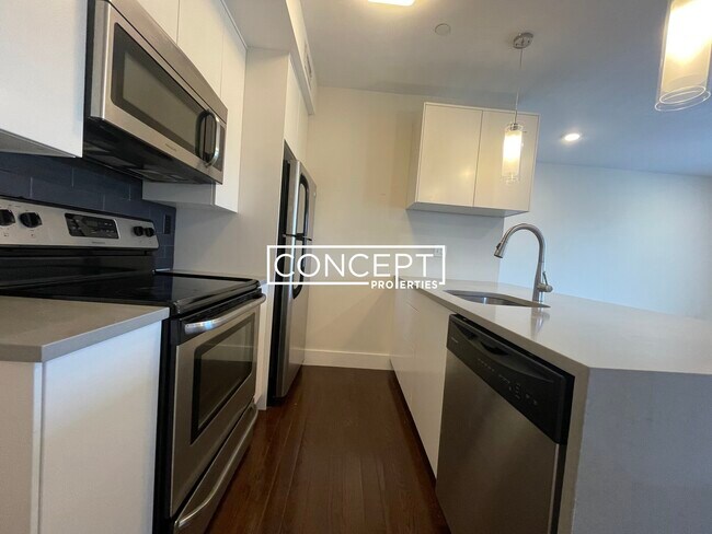 Foto del edificio - 659 Massachusetts Ave