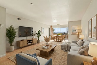 Building Photo - 1001 Shore Line Dr