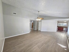 Building Photo - 23915 Tayloe House Ln