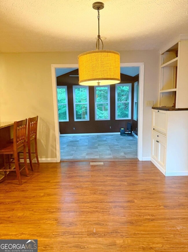 Building Photo - 3450 Ellenwood Ct NE