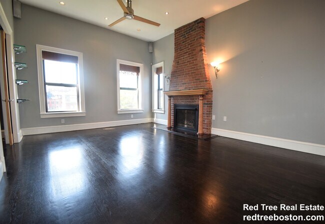 Building Photo - 16 Worcester St