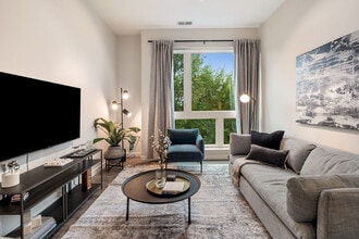 Building Photo - 240 Congress Ave