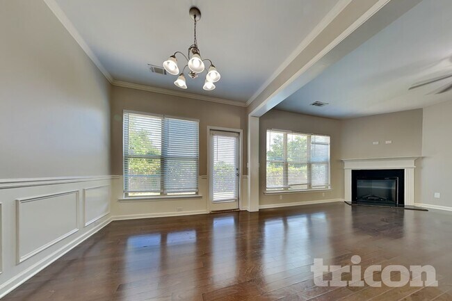 Foto del edificio - 1566 Charcoal Ives Rd