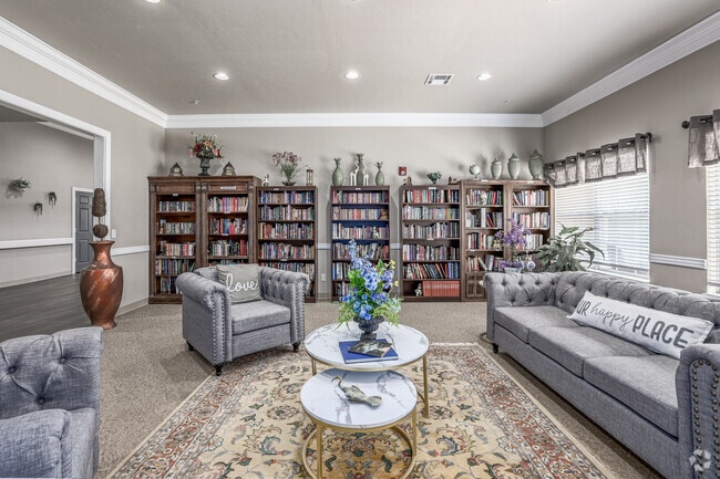 Library - Silver Elm Estates of Edmond