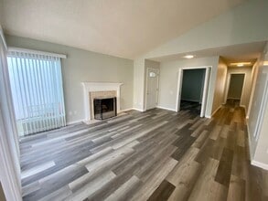 Building Photo - 7084 Island Village Dr