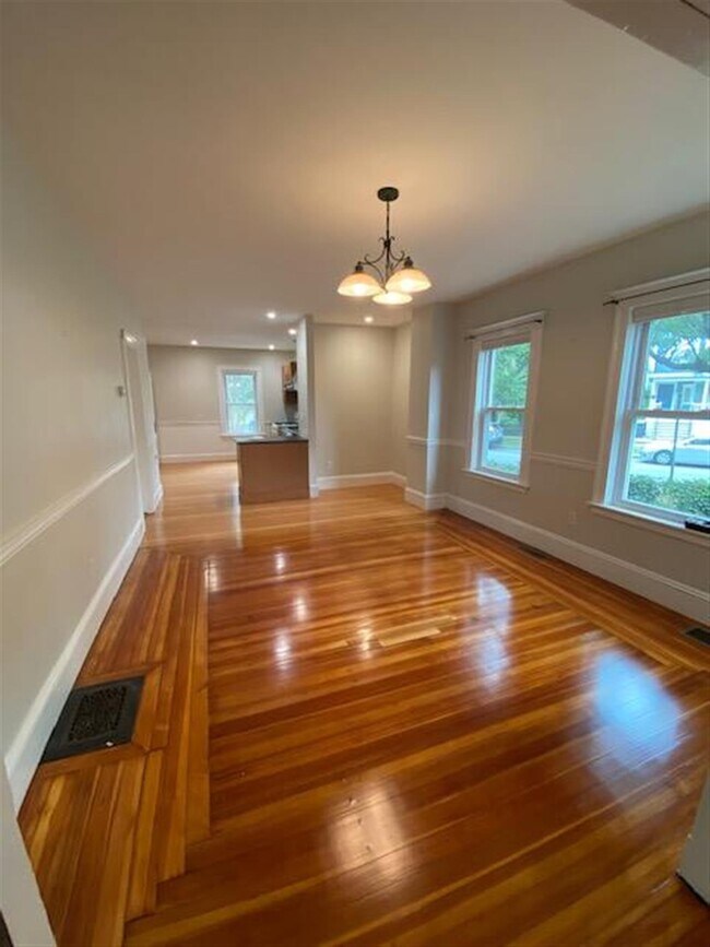 Foto del edificio - 132 Boston Ave