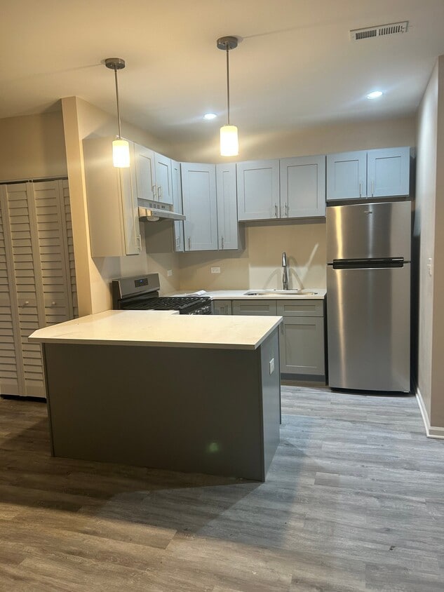 Photo - 2418 N Monticello Ave (Chicago, IL)