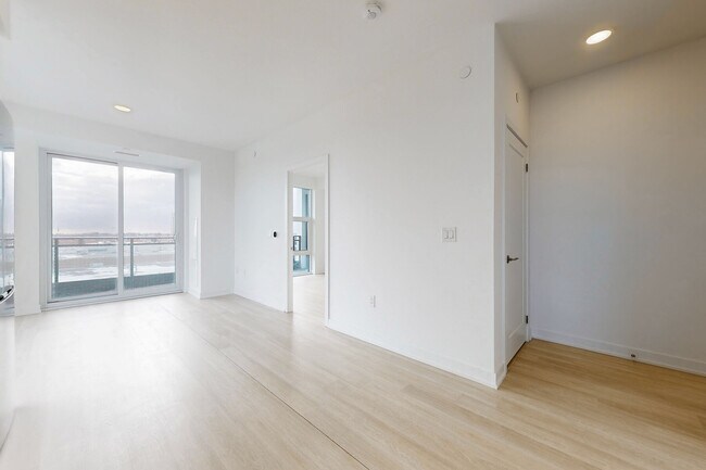 Building Photo - 9751 Markham Rd