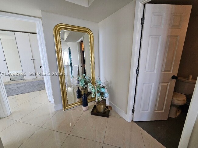 Building Photo - 18041 Biscayne Blvd