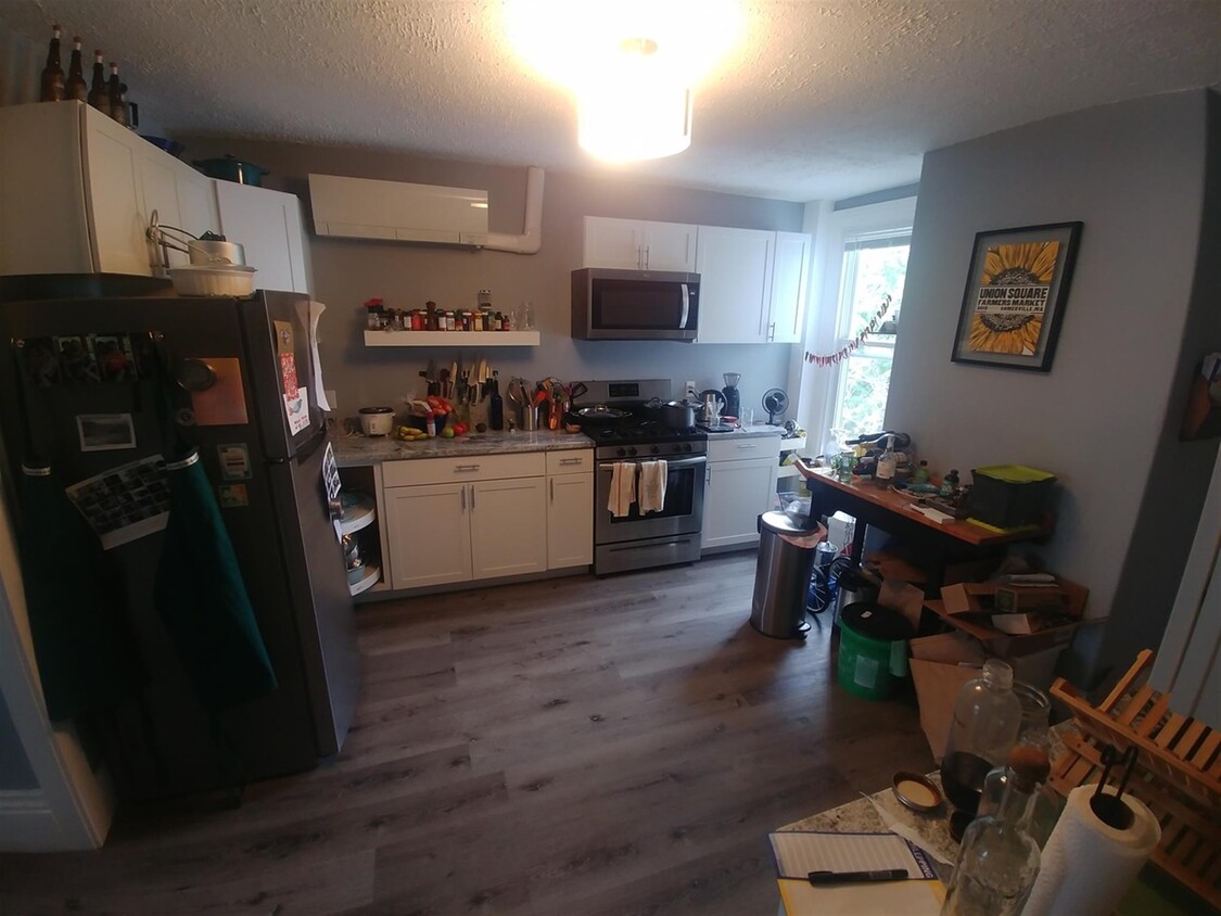 Foto principal - 318 Somerville Ave